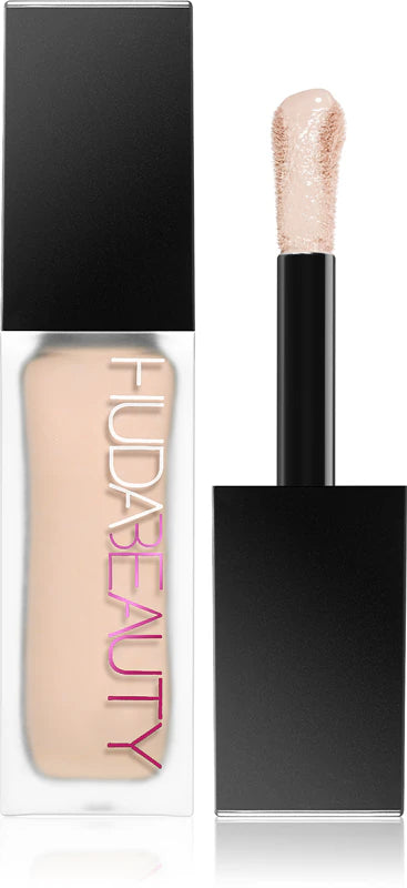 Huda Beauty
Faux Filter Concealer