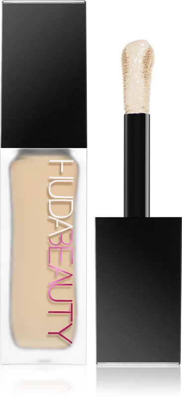 Huda Beauty
Faux Filter Concealer
